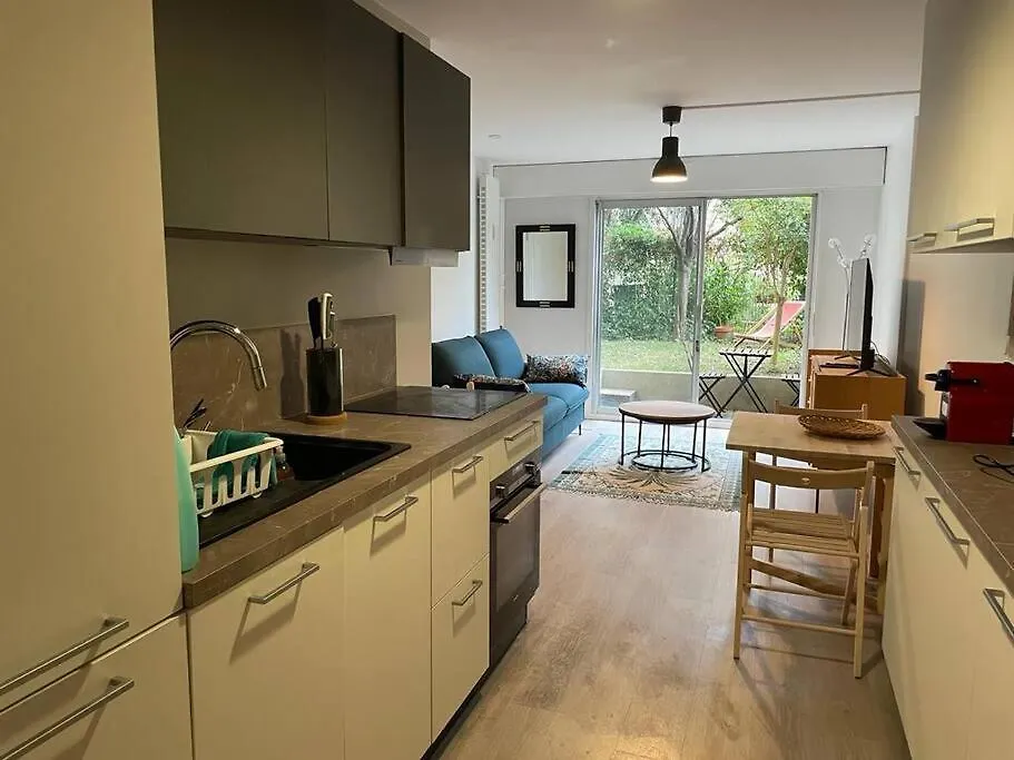 T2 Avec Jardin Apartment *